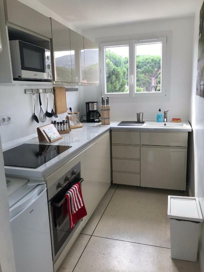 Appartement Cosy - Cavalaire Sur Mer Luaran gambar